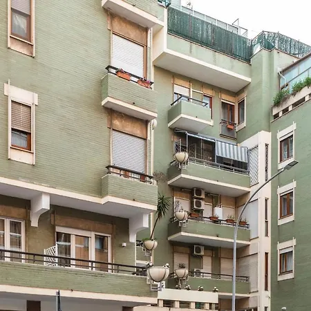 Momo 1 بيت ضيافة