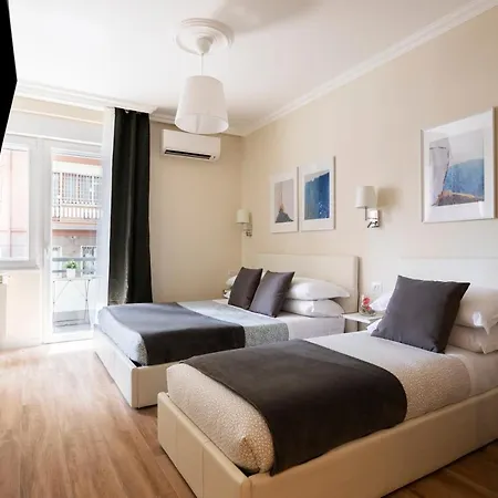 Casa de hóspedes Momo 1 4*